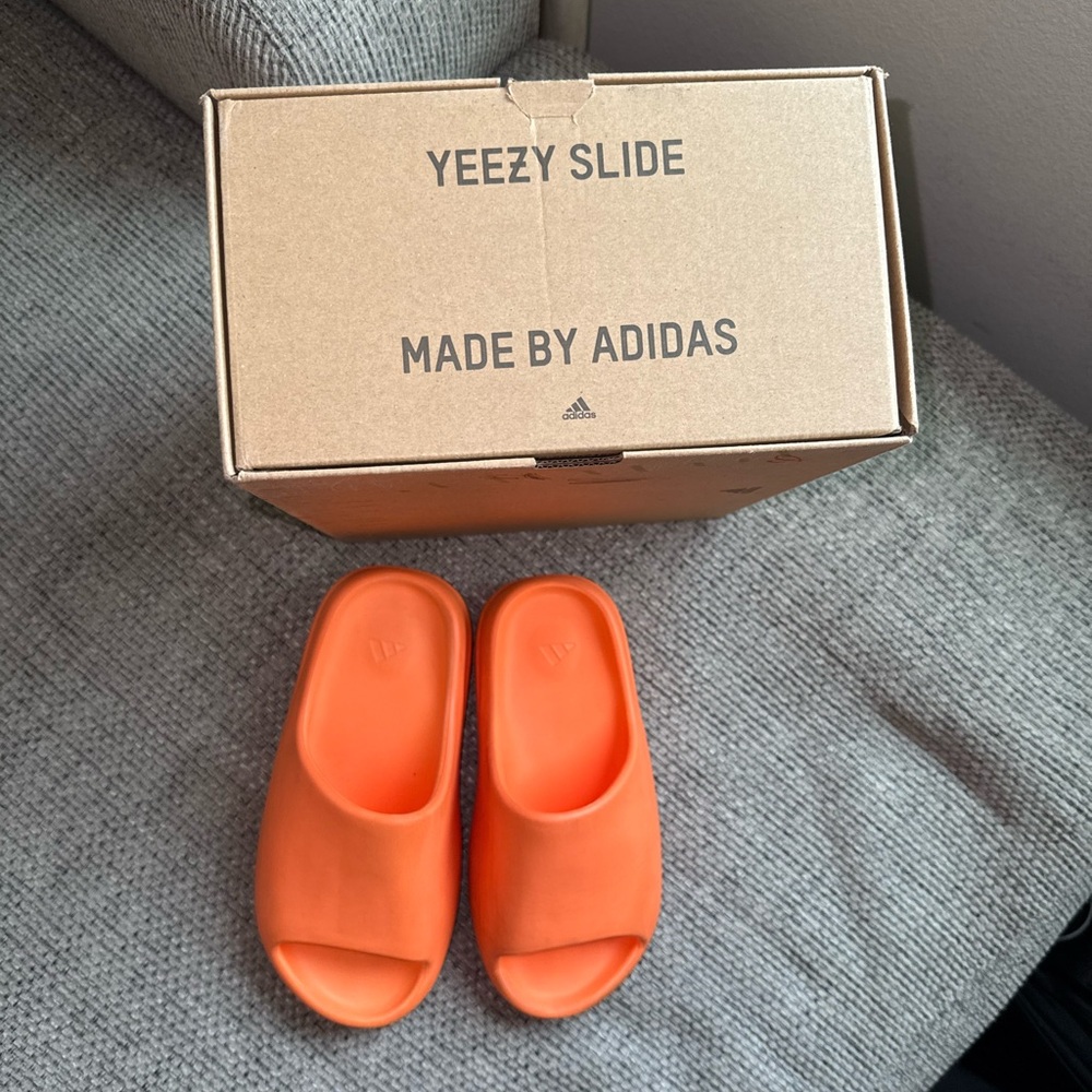 Kids Orange Slide Sandals - Picture 3 of 7
